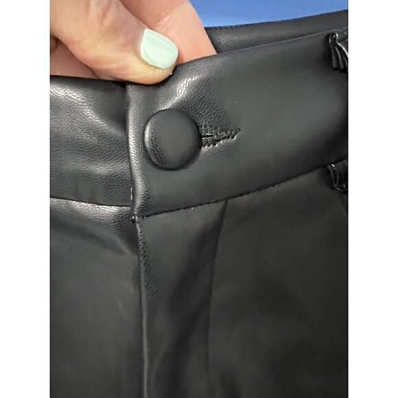 SHEIN Black Faux Leather High-Waisted Pants, Back Pockets & Straight-Leg Fit, Pe - Picture 7 of 8